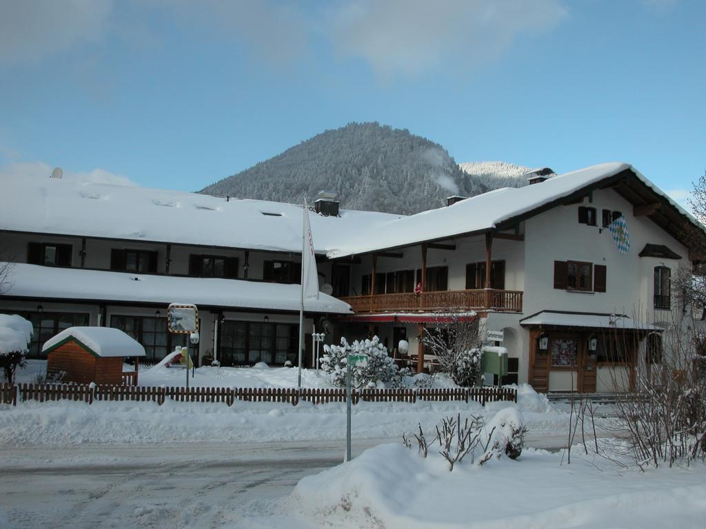 Hotel-Restaurant Zum Hirschhaus Inklusiv Chiemgaukarte Ruhpolding Exterior photo